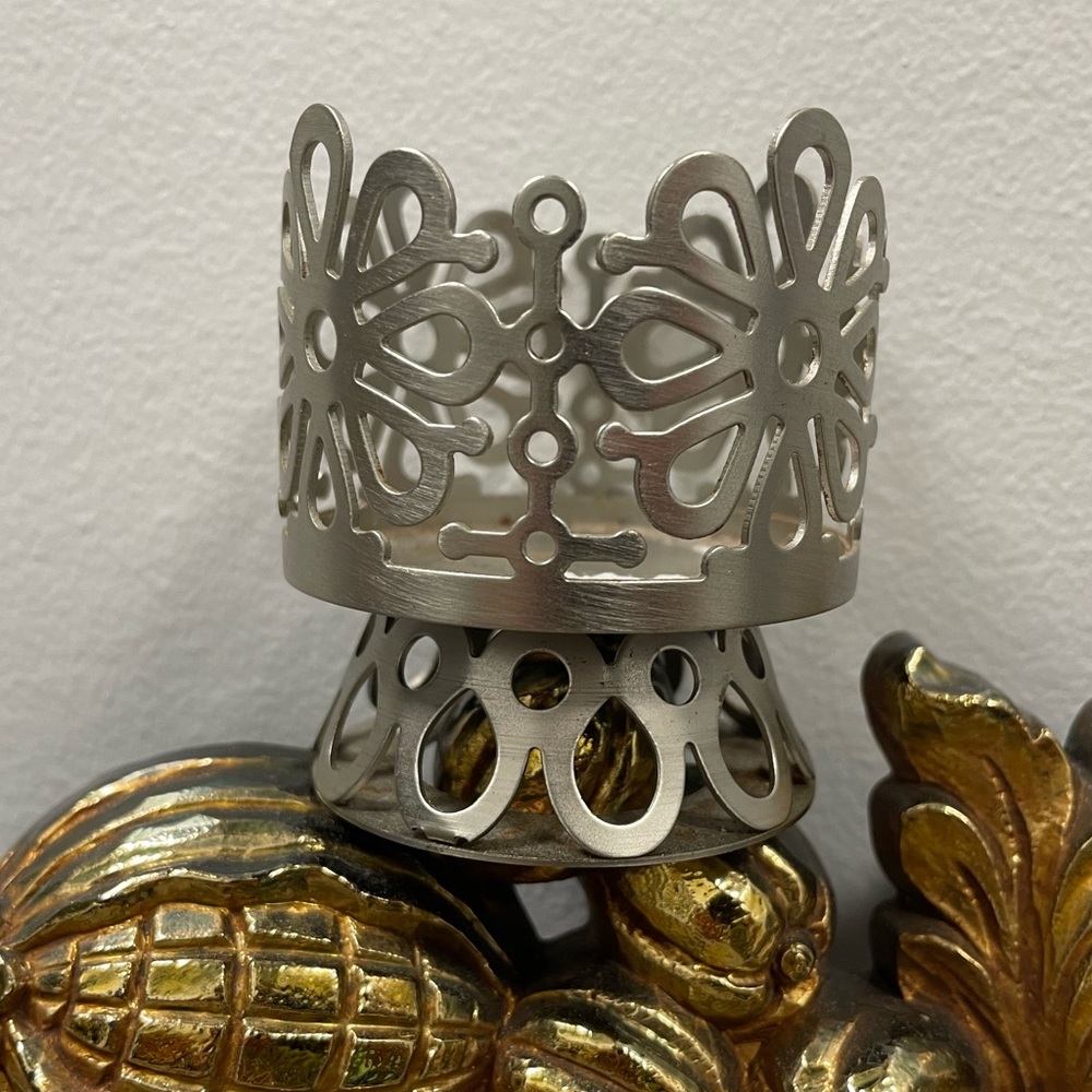 Rare Bath & Body Works Mini Silver Floral Cutout Candle Decor Holder
